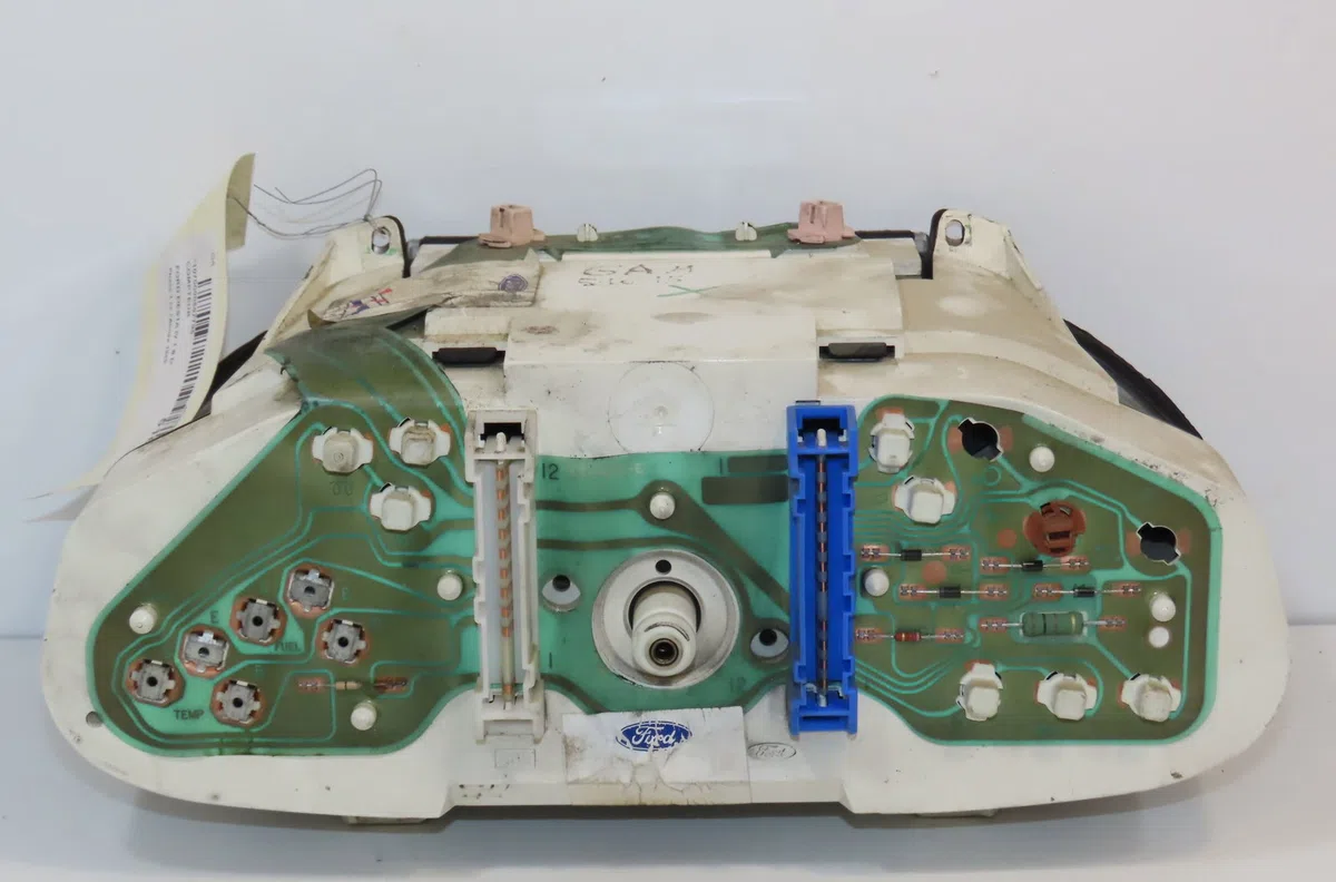 Compteur Ford FIESTA IV (JA_, JB_) 1.8 d (1995-2000) occasion