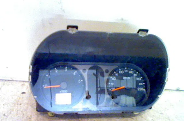 Compteur FORD FIESTA V 2002 occasion