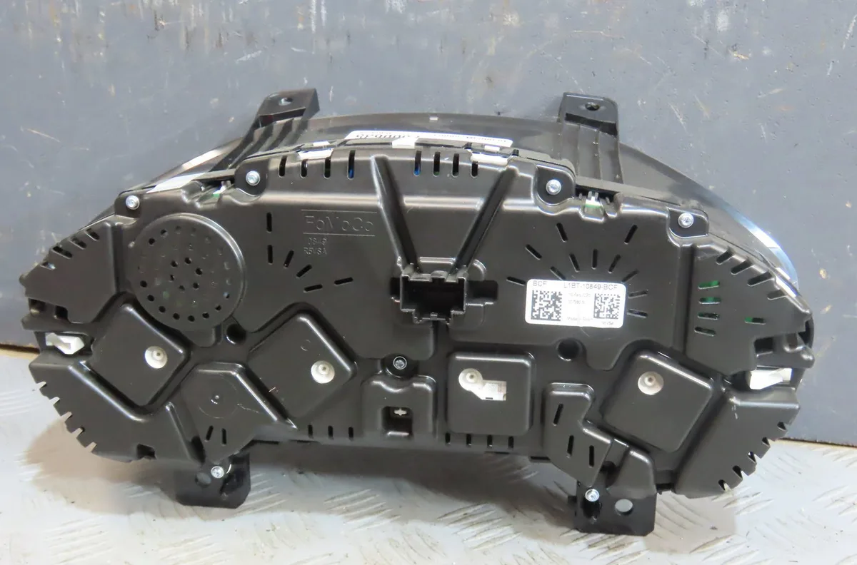 Compteur Ford FIESTA VII (HJ, HF) 1.5 tdci active (2018) occasion