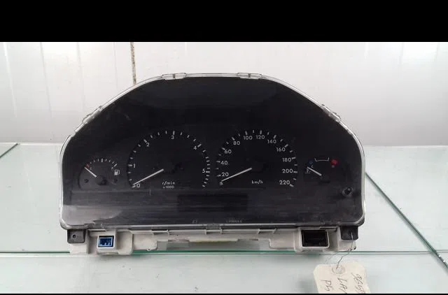 Compteur Land rover RANGE ROVER II (P38A) 2.5 d 4x4 (1994-2002) occasion