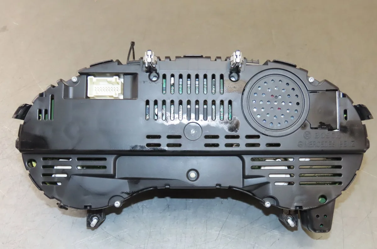 Compteur Mercedes-benz CLASSE A (W176) A 200 cdi - d 4-matic (176.002) (2014-2018) occasion