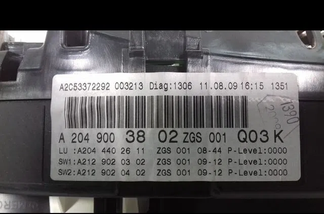 Compteur Mercedes-benz CLASSE C (W204) C 220 cdi (204.002) (2008-2014) 4 portes occasion