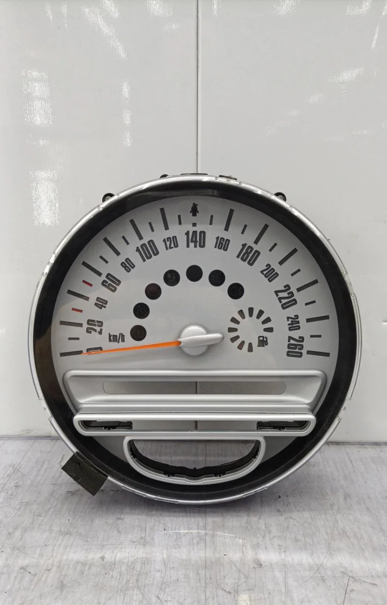 Compteur MINI MINI 2 R56 PHASE 1 occasion
