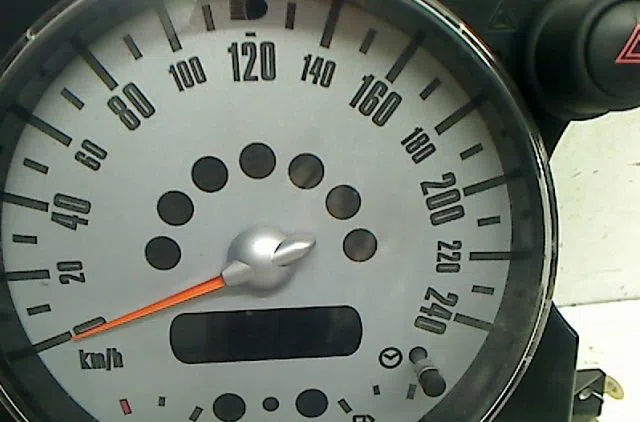 Compteur Mini MINI Décapotable (R52) Cooper (2004-2008) occasion