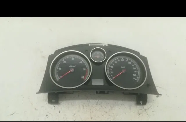 Compteur Opel ASTRA H GTC (A04) 1.7 cdti (l08) (2005-2010) occasion