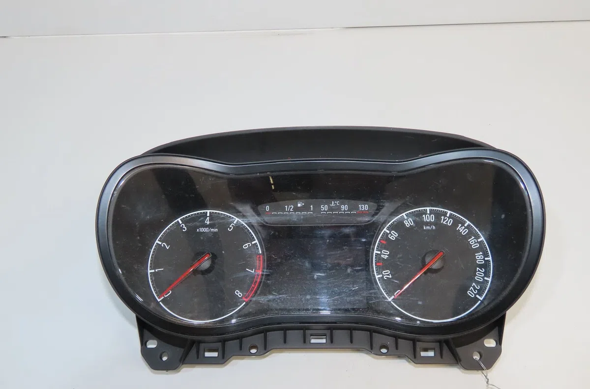 Compteur Opel CORSA E (X15) 1.4 (08, 68) (2014) occasion