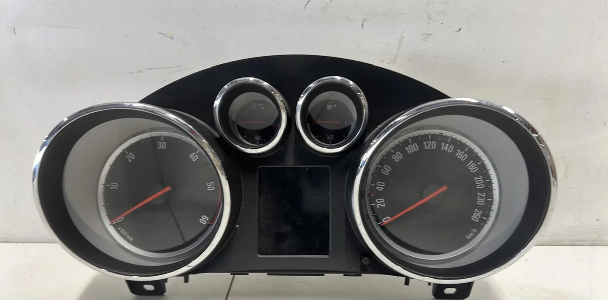 Compteur OPEL ZAFIRA TOURER C PHASE 1 occasion