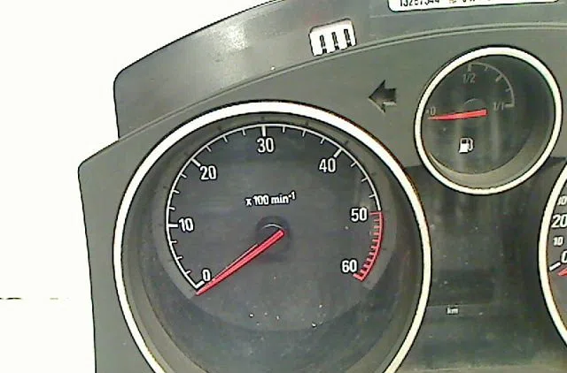 Compteur Opel ZAFIRA - ZAFIRA FAMILY B (A05) 1.9 cdti (m75) (2005-2015) 5 portes occasion