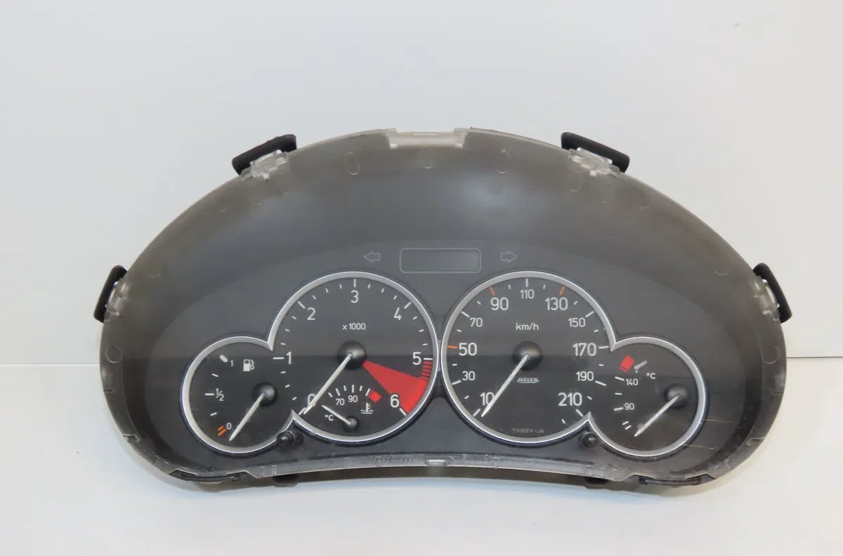 Compteur Peugeot 206 3-5 portes (2A-C) 2.0 hdi 90 (1999-2009) 5 portes occasion
