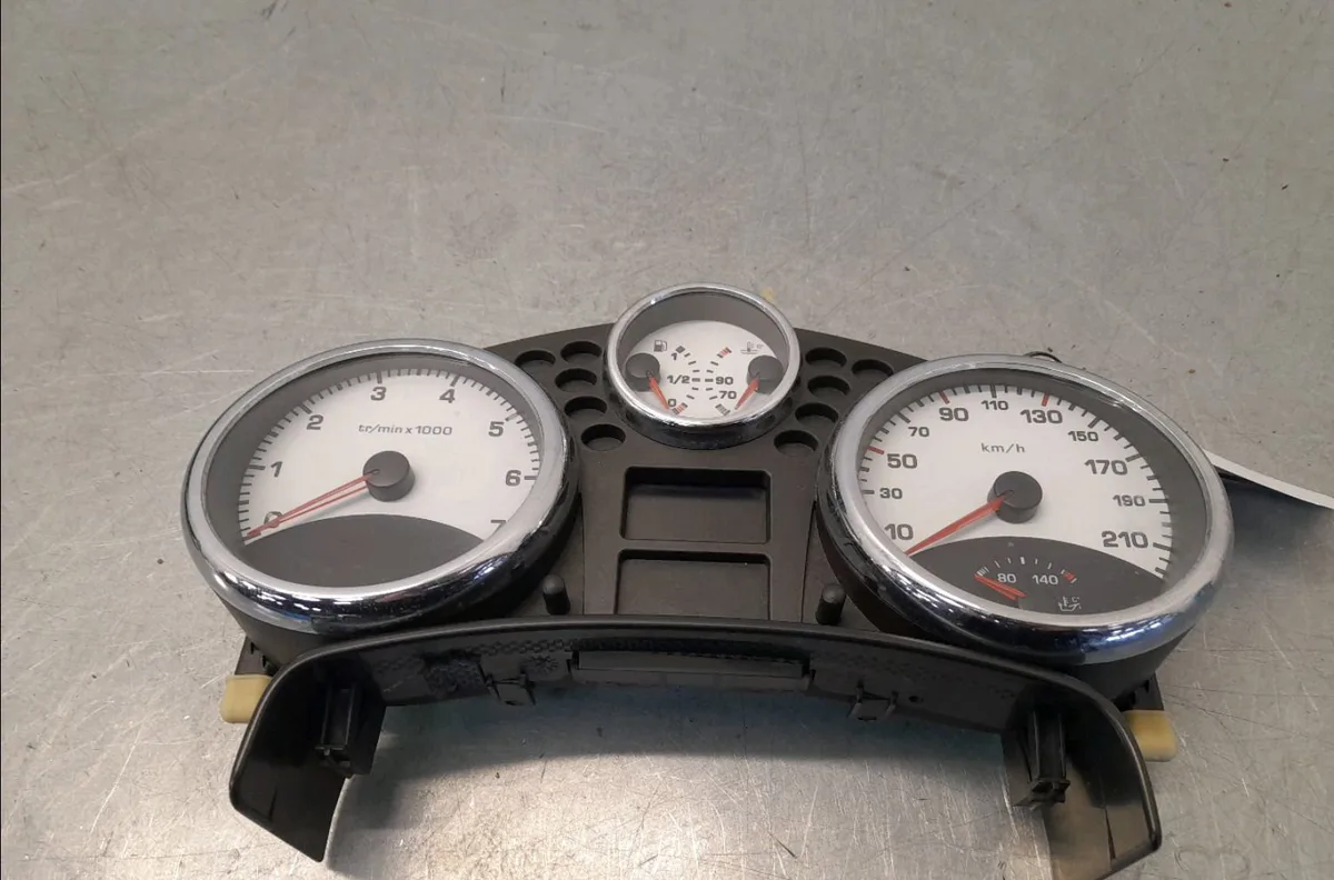 Compteur Peugeot 207-207 (WA_, WC_) 1.6 16v (2006-2013) occasion