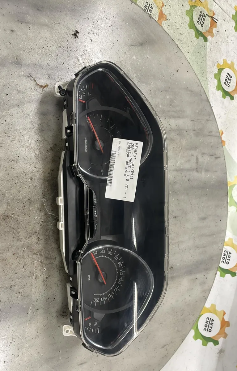 Compteur PEUGEOT 208 1 PHASE 1 occasion