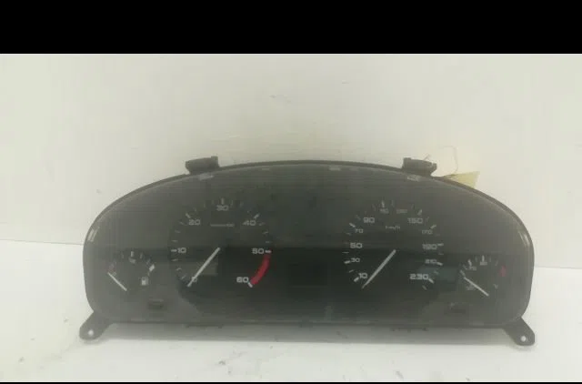 Compteur Peugeot 406 (8B) 2.0 hdi 90 (1999-2004) occasion
