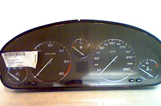 Compteur PEUGEOT 607 2004 occasion