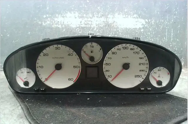 Compteur PEUGEOT 607 occasion