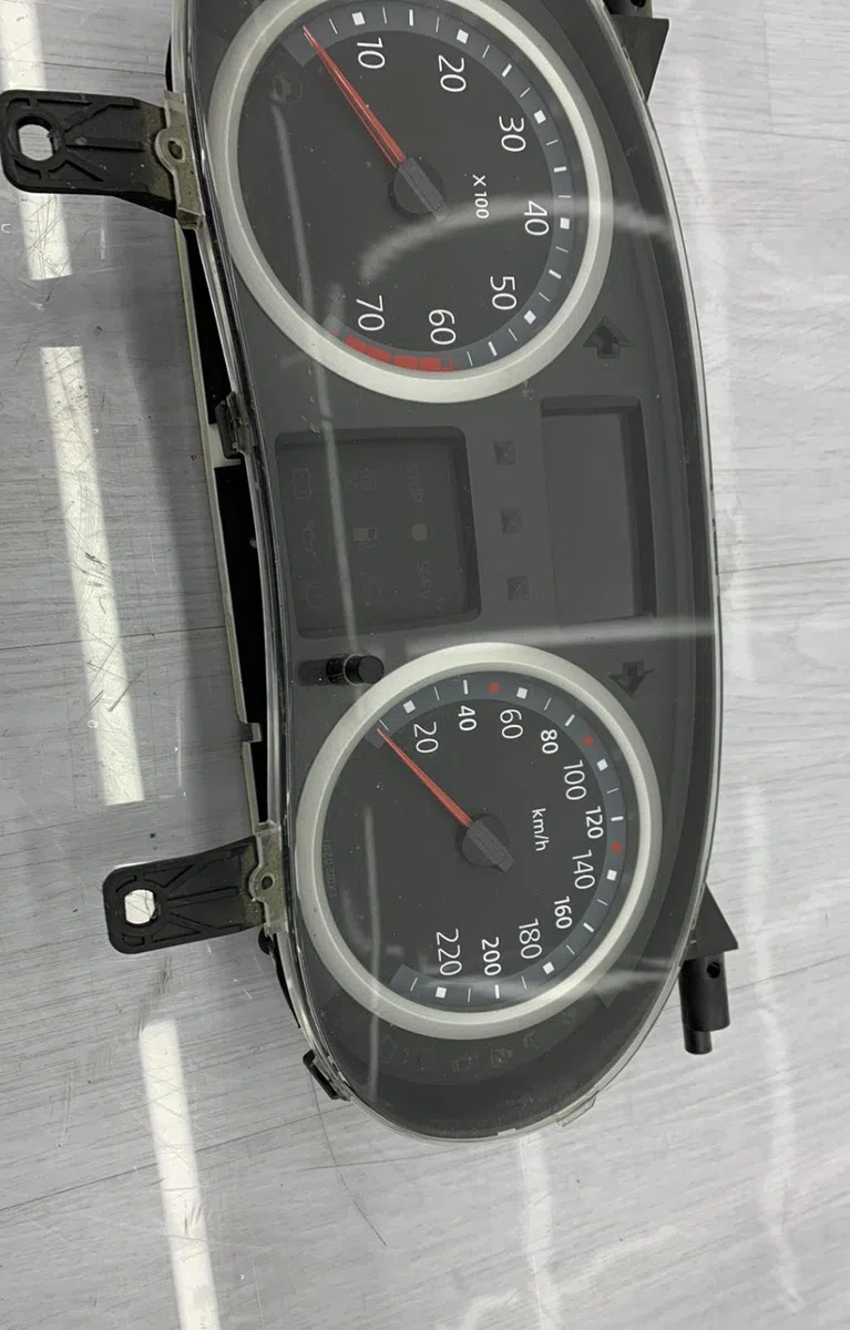 Compteur RENAULT CLIO 2 CAMPUS PHASE 1 occasion