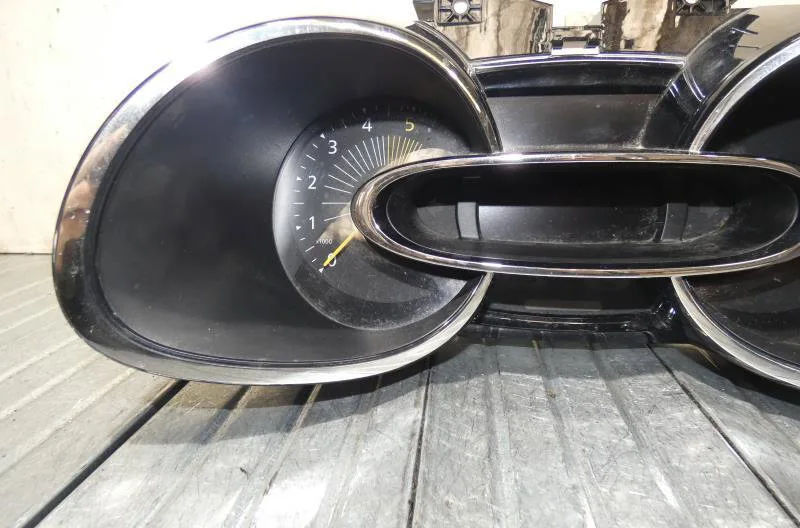 Compteur RENAULT CLIO 4 PHASE 1 BREAK occasion