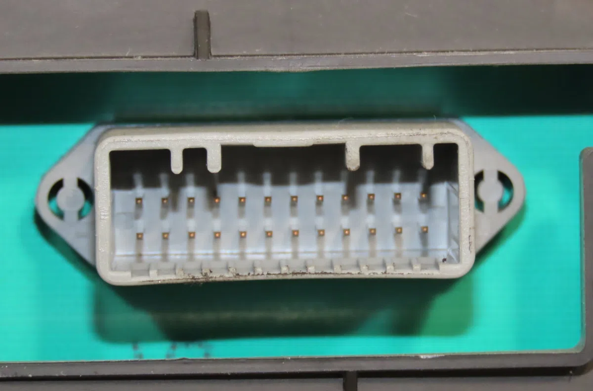 Compteur Renault CLIO III (BR0-1, CR0-1) 1.6 16v (br05, br0b, br0y, br15, br1j, br1m, br1y, cr0b,... (2005-2014) 5 porte