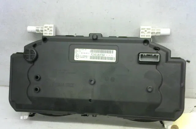 Compteur Renault KANGOO Express (FW0-1_) 1.5 dci 75 (fw07, fw10, fw04) (2010) 4 portes occasion