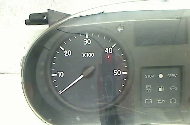 Compteur Renault MASTER II Camionnette (FD) 2.5 dci 120 (2001) occasion