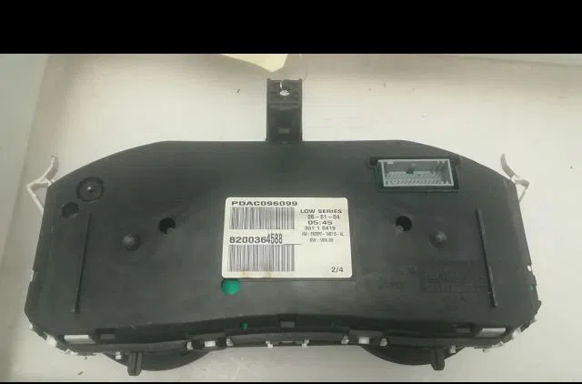 Compteur Renault MEGANE II (BM0-1_, CM0-1_) 1.5 dci (bm0f, bm0t, bm2b, cm0f, cm0t) (2002-2008) 5 portes occasion