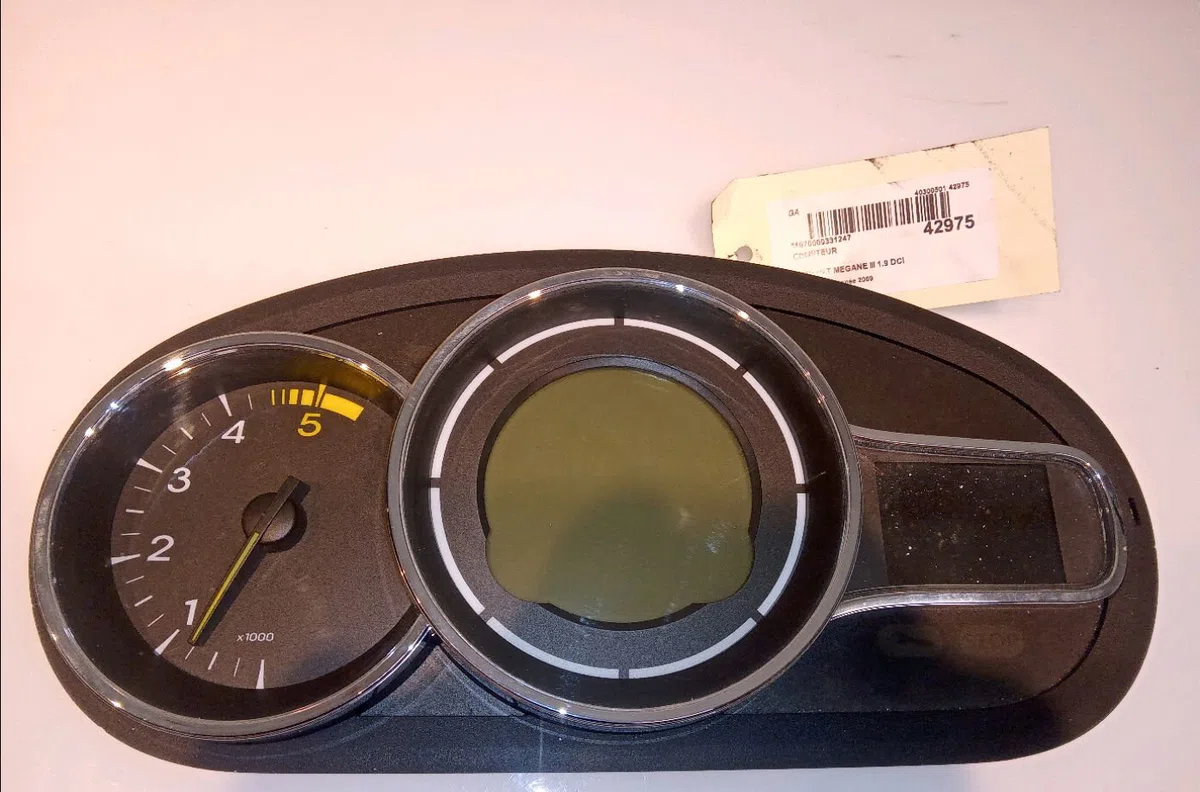 Compteur Renault MEGANE III 3-5 portes (BZ0-1_, B3_) 1.9 dci (bz0n, bz0j) (2008) occasion