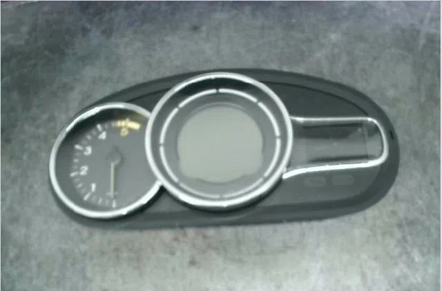 Compteur RENAULT MEGANE III COUPE 2011 occasion