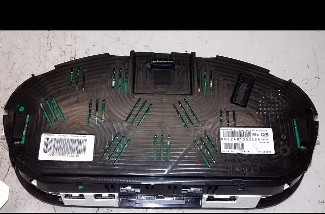 Compteur Renault MEGANE III Grandtour (KZ0-1) 1.5 dci (kz09, kz0d, kz1g, kz29, kz14, kz1w, kz10, kz1f,... (2009) 5 portes occasion — photo 2