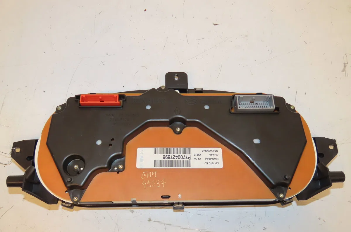 Compteur Renault MEGANE Scenic (JA0-1_) 1.6 e (ja0f) (1996-1999) occasion