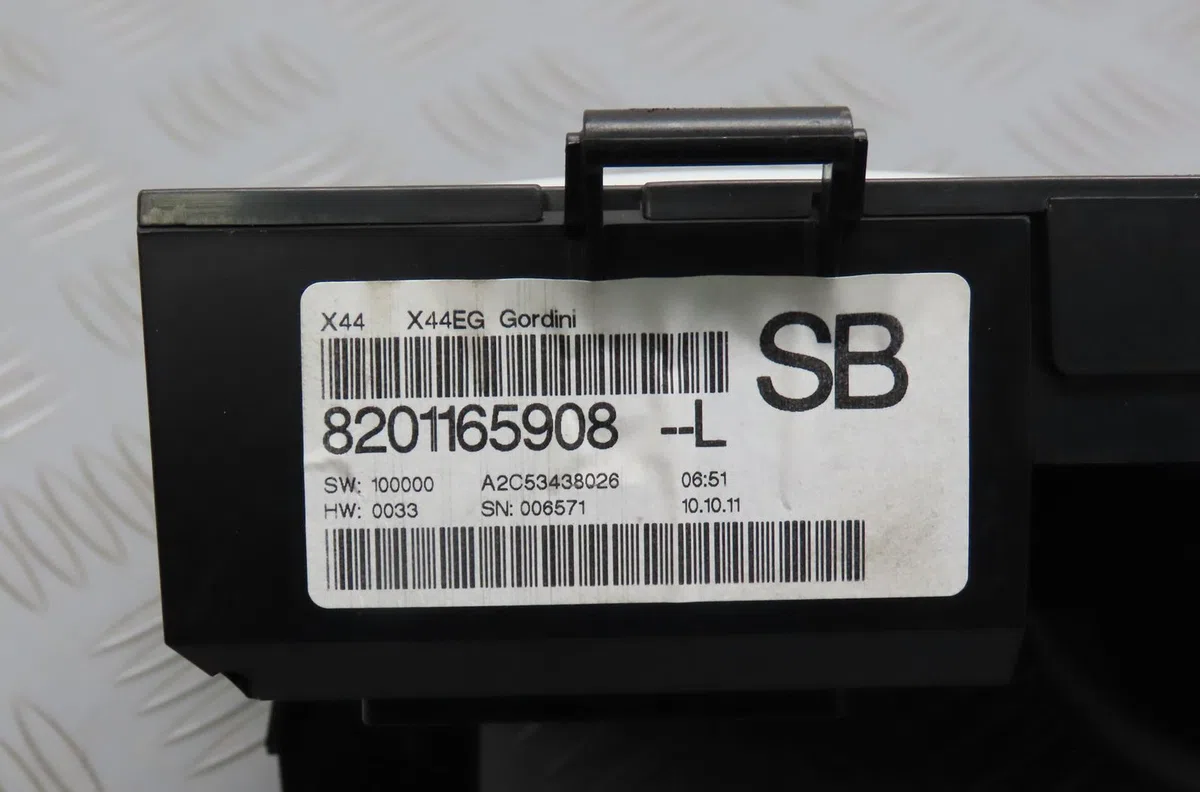 Compteur Renault TWINGO II (CN0_) 1.2 16v (cn04, cn0a, cn0b) (2007-2014) 3 portes occasion