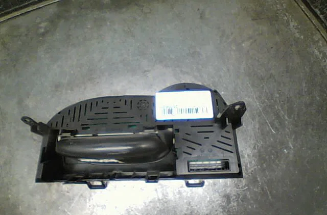 Compteur Renault TWINGO II (CN0_) 1.5 dci (cn0e) (2007-2014) 3 portes occasion