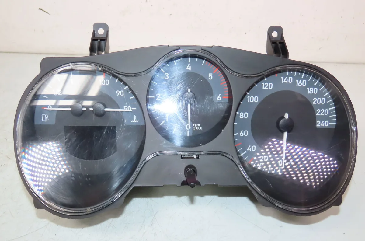 Compteur Seat LEON (1P1) 2.0 tdi 16v (2005-2012) occasion