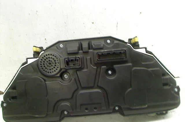 Compteur Toyota AVENSIS Break (_T27_) 1.6 d4-d (wwt270_) (2015-2018) occasion
