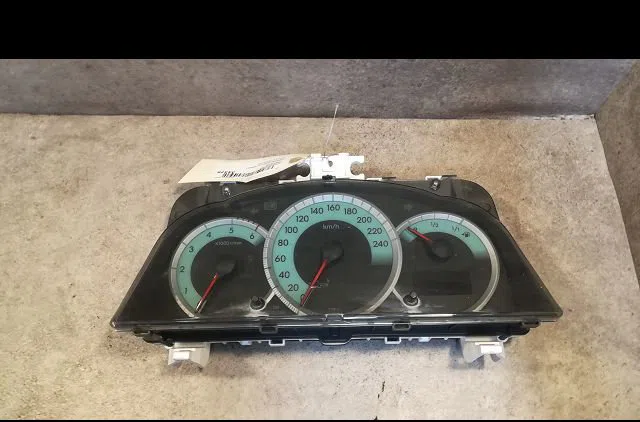 Compteur TOYOTA COROLLA VERSO II 2005 occasion