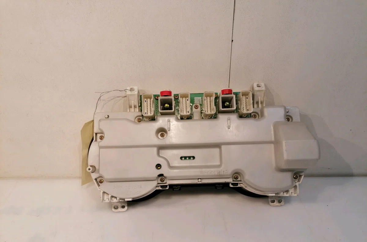 Compteur Toyota RAV 4 II (_A2_) 2.0 d 4wd (cla20_, cla21_) (2001-2005) occasion