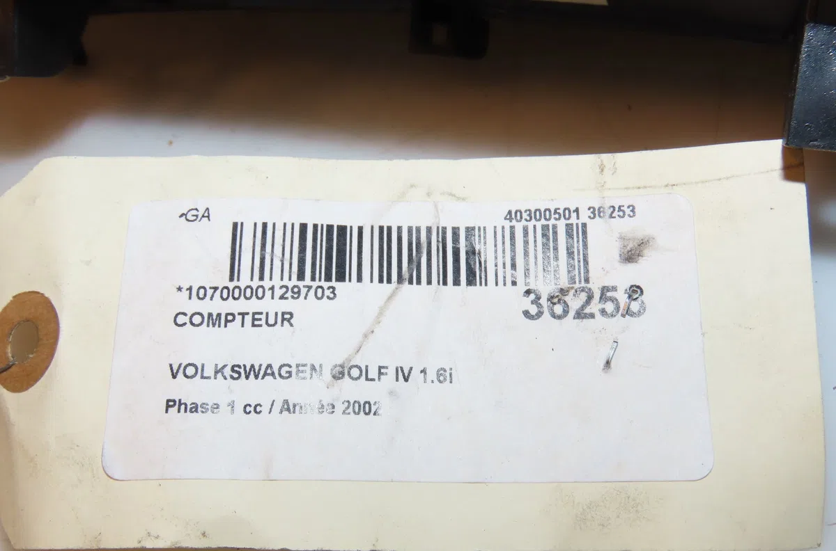 Compteur Volkswagen GOLF IV (1J1) 1.6 16v (2000-2005) occasion