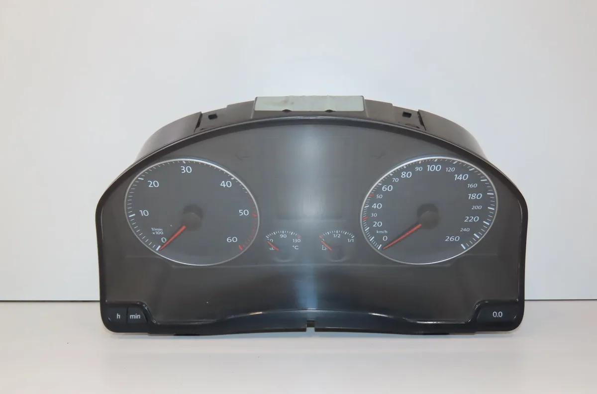Compteur Volkswagen GOLF V (1K1) 1.9 tdi (2003-2008) 5 portes occasion