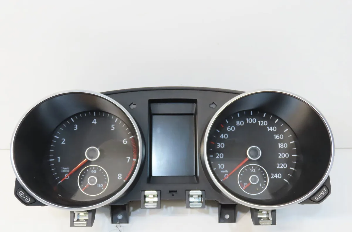 Compteur Volkswagen GOLF VI Décapotable (517) 1.2 tsi (2011-2016) occasion