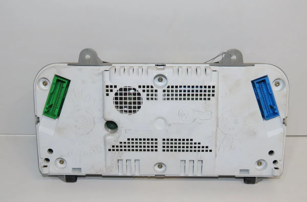Compteur Volkswagen POLO (6N2) 1.4 (1999-2001) 5 portes occasion — photo 2