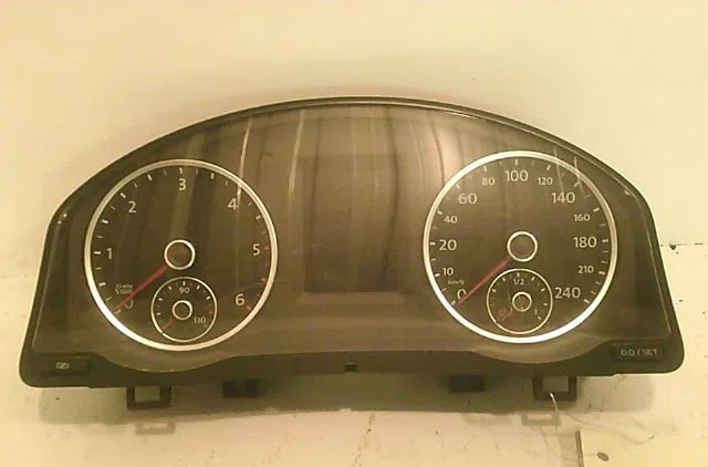Compteur VOLKSWAGEN TIGUAN I 2012 occasion