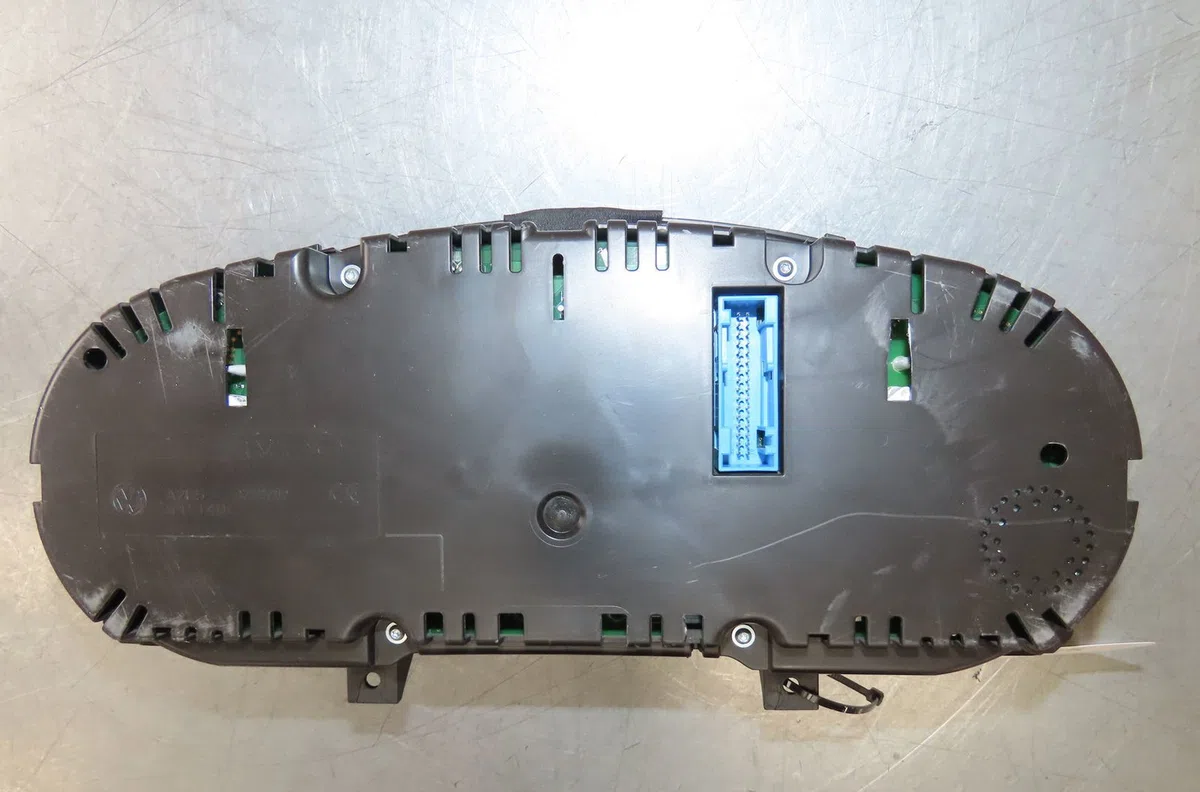 Compteur Volkswagen TOURAN (1T3) 1.6 tdi (2010-2015) 5 portes occasion