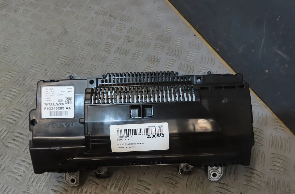 Compteur Volvo S90 II (234) D3 (2016-2018) occasion