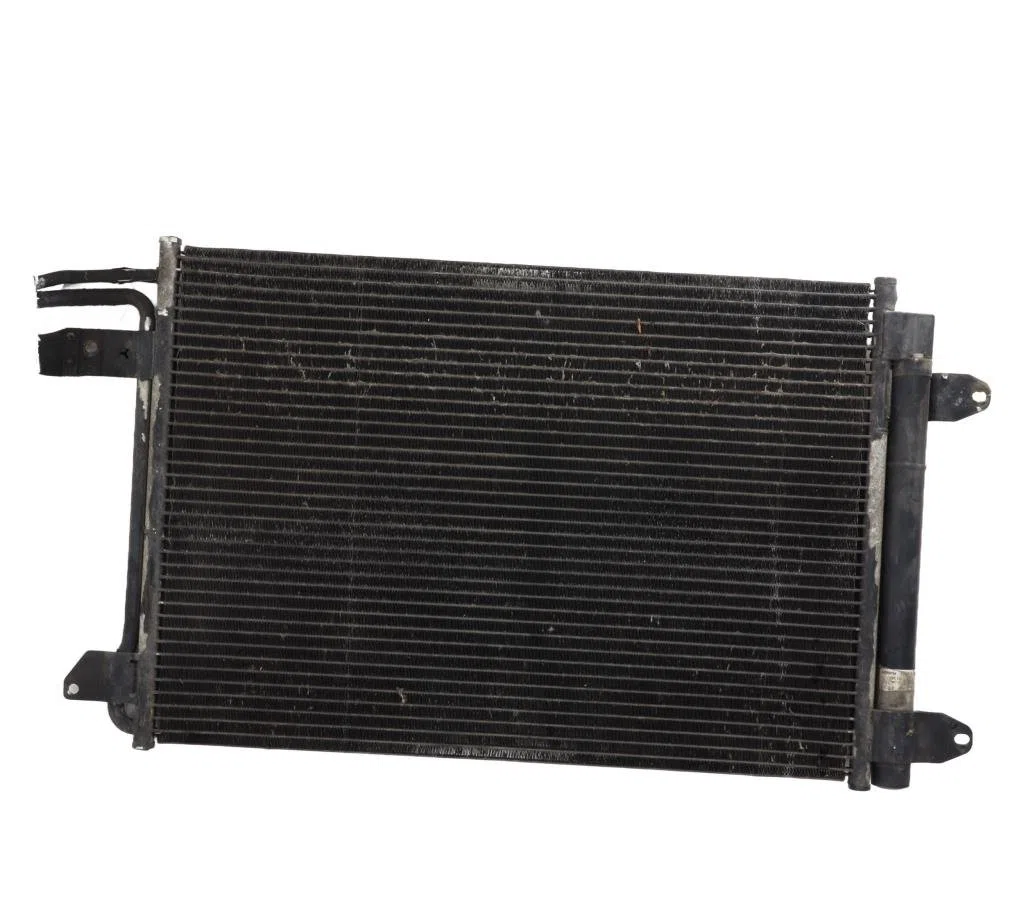 Condenseur clim Audi A3 Sportback (8PA) 2.0 tdi (2004-2013) occasion — photo 2