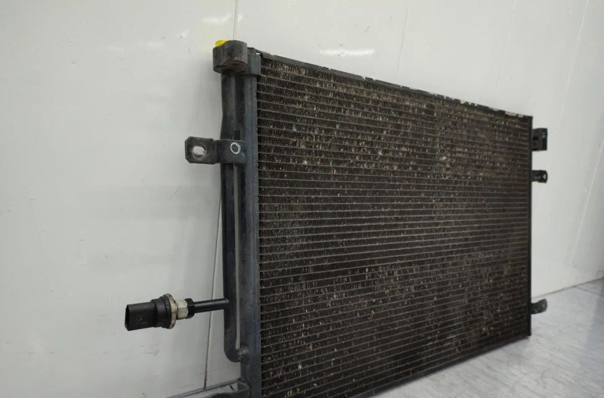 Condenseur clim AUDI A4 2 AVANT PHASE 2 BREAK occasion