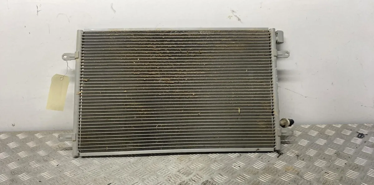 Condenseur clim AUDI A6 3 AVANT PHASE 1 BREAK occasion