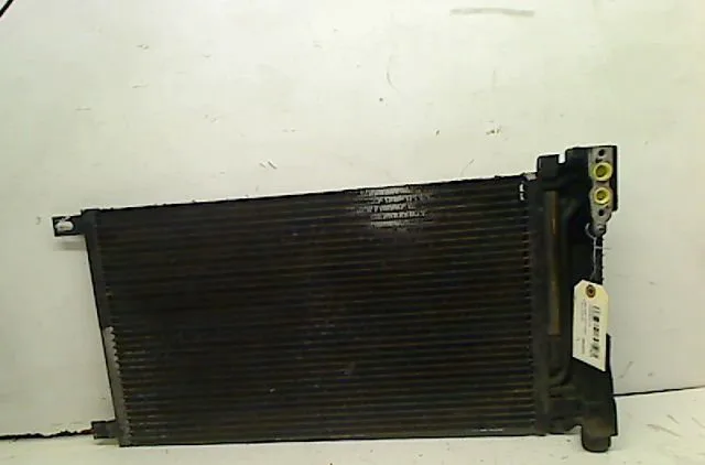 Condenseur clim Bmw 3 Touring (E46) 320 d (2000-2001) occasion