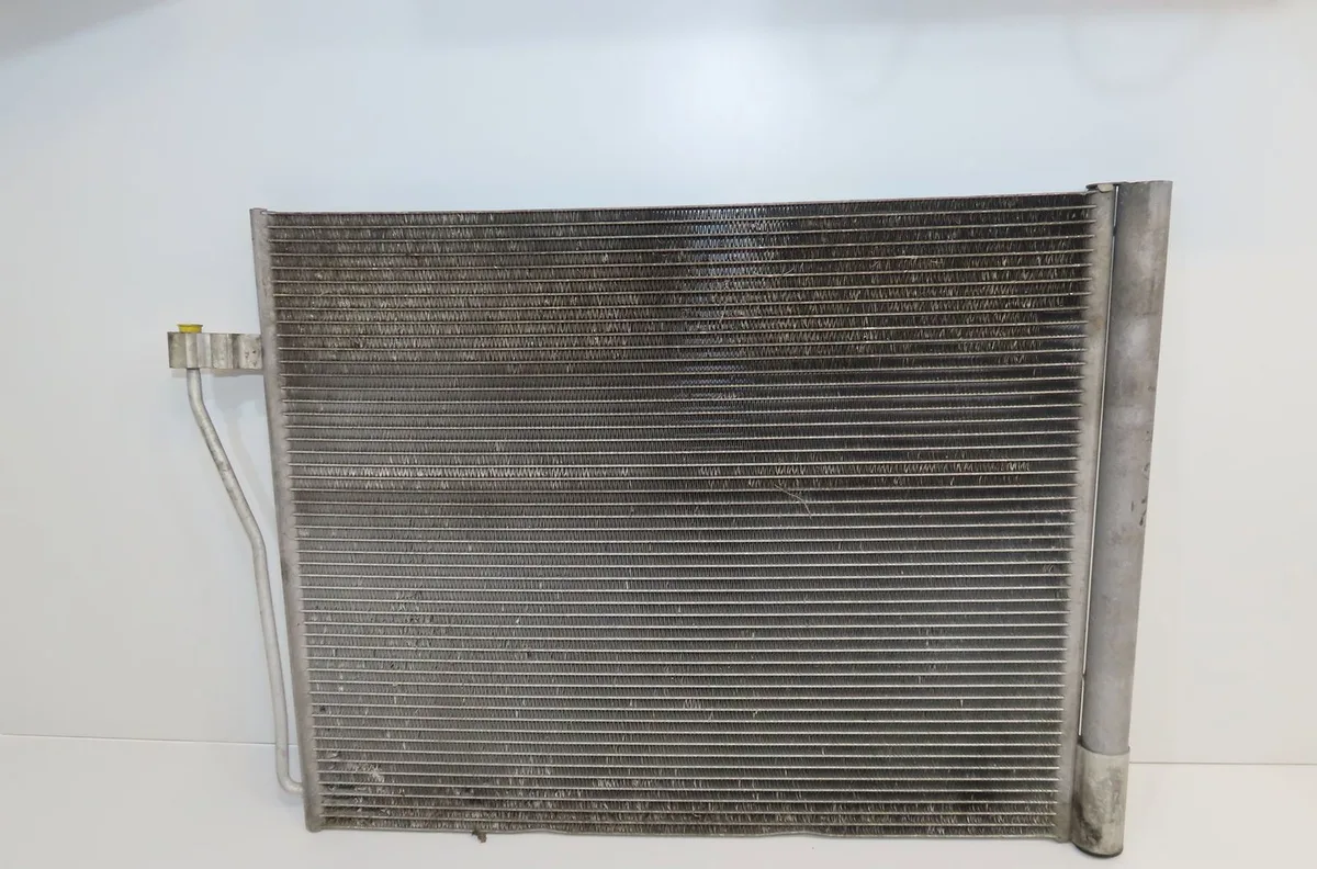 Condenseur clim Bmw 7 (F01, F02, F03, F04) 750 i, li xdrive (2009-2012) occasion