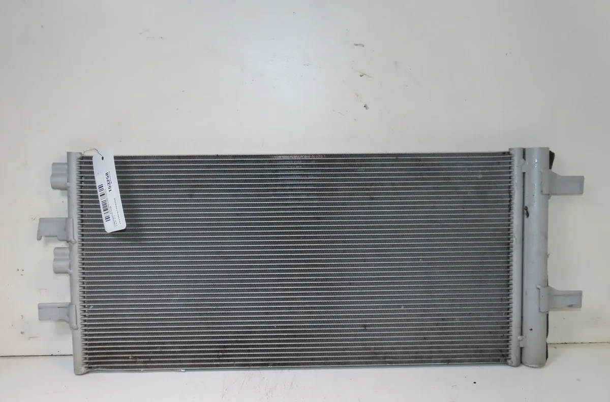Condenseur clim Bmw X1 (F48) Sdrive 18 d (2015) occasion