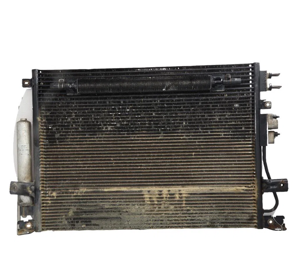 Condenseur clim CHRYSLER 300C PHASE 1 BREAK occasion — photo 3