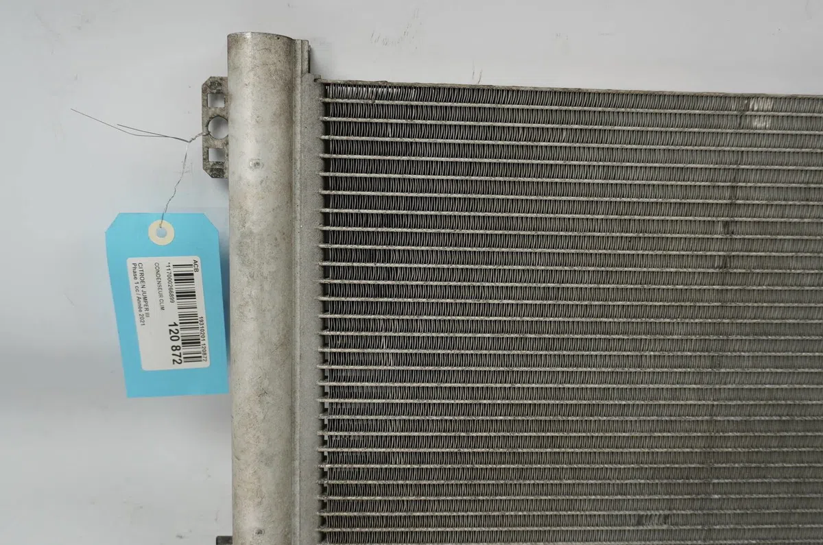 Condenseur clim Citroen JUMPER Camionnette 2.2 bluehdi 120 (2019) occasion — photo 3