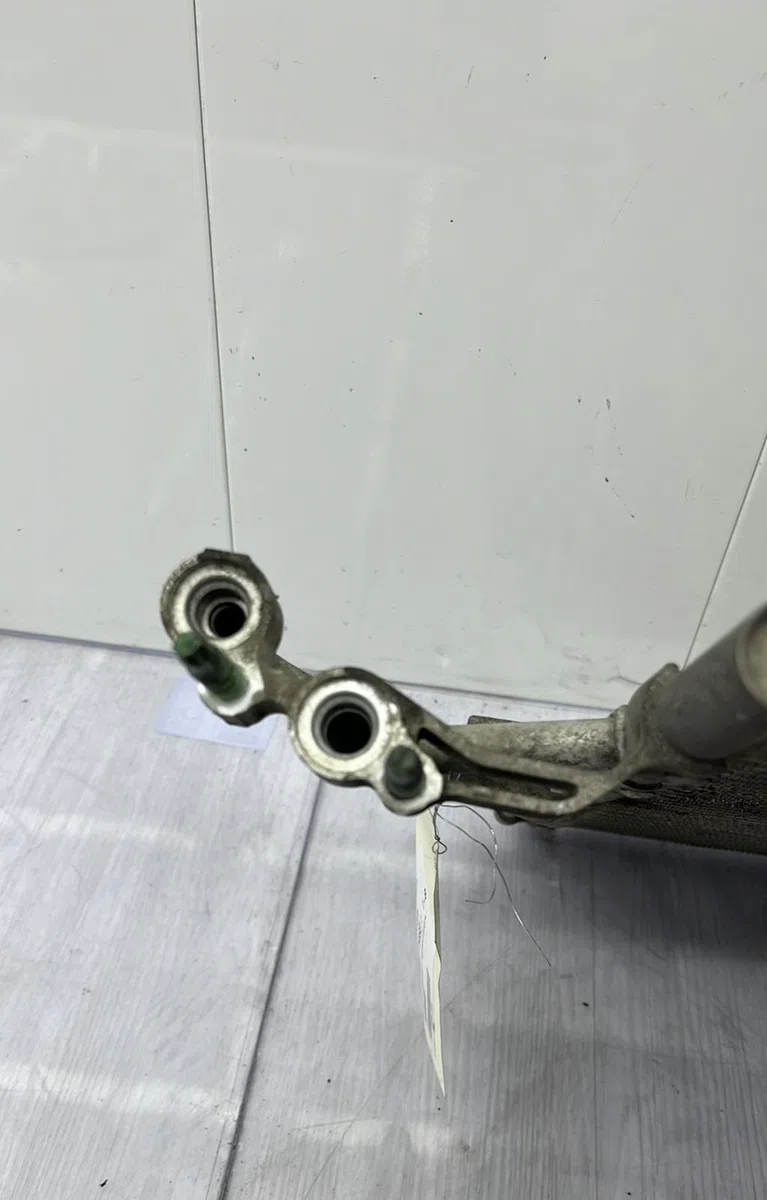 Condenseur clim FORD C-MAX 1 PHASE 1 occasion — photo 3